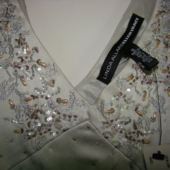 Beautiful Top - Picture 3 of 4